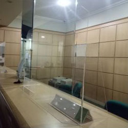 Contoh Sekat Counter Acrylic Ukuran 75x60cm