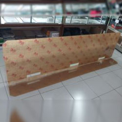 Contoh Sekat Counter Acrylic Ukuran Besar